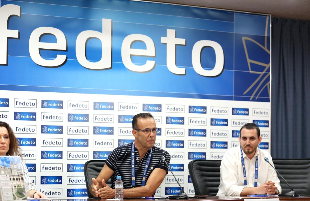 Celia Salamanca y Diego Calderón en la presentación de las rutas junto a Juan Ignacio Vázquez