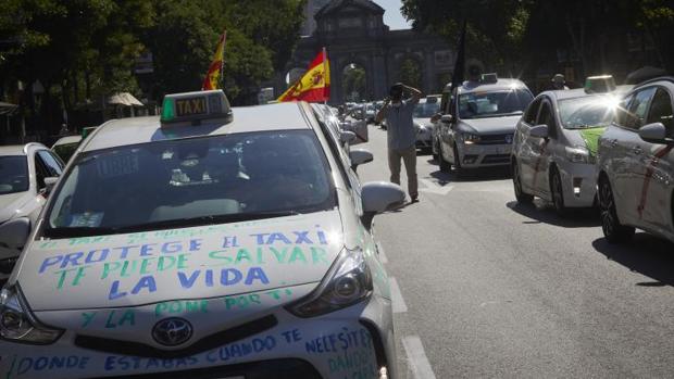 El Taxi de Madrid pierde un 56% de su facturación en el escenario de «sobreoferta» tras el Covid-19