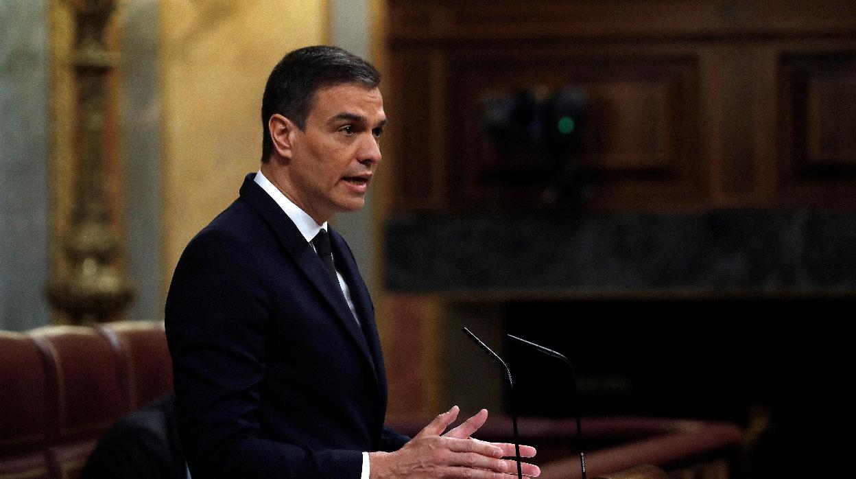 El jefe del Gobierno, Pedro Sánchez, en la tribuna de oradores en una imagen de archivo