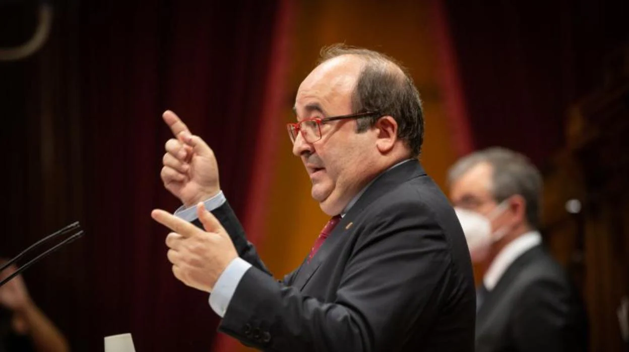 Miquel Iceta, líder del PSC, en el Parlamento catalán el 1 de julio