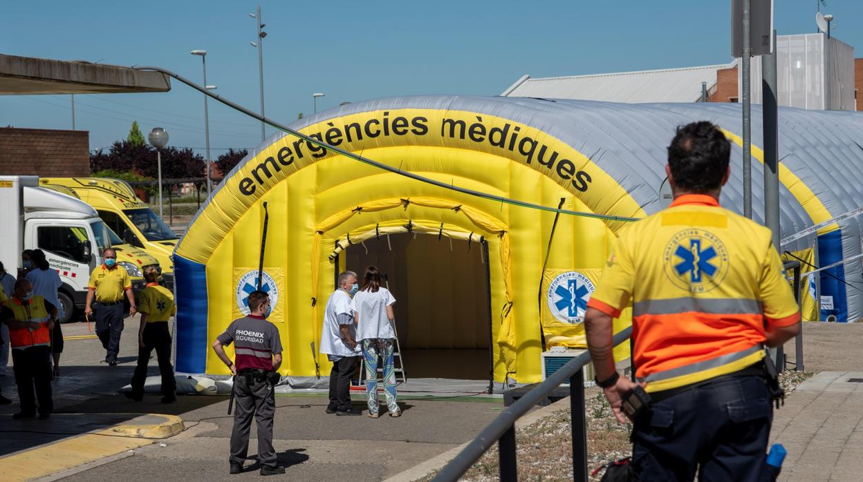 Un hospital de campaña instalado en Lérida