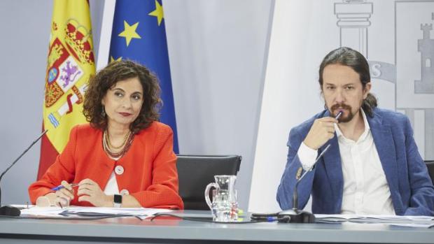 Montero se desmarca ahora de Iglesias y pide no amparar los insultos, «como las personas civilizadas»