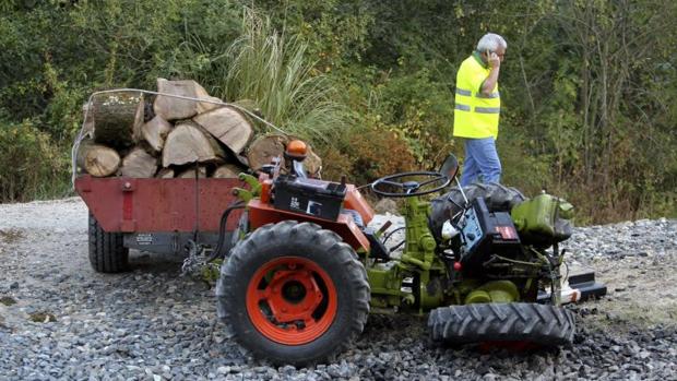 Dos hombres pierden la vida en Galicia en accidentes de tractor en apenas tres días