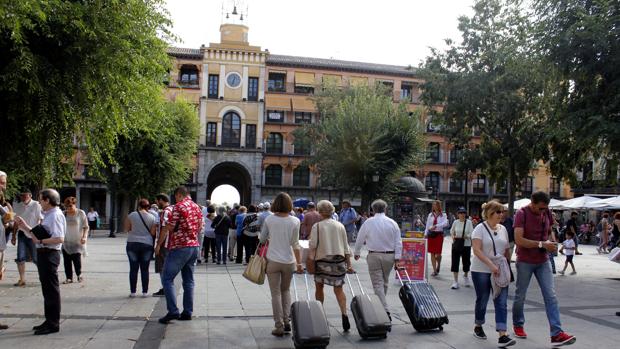 El envejecimiento y la turistización, principales amenazas del Casco de Toledo