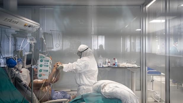 Nuevos rebrotes del Covid-19: la curva de casos y hospitalizados crece en la Comunidad Valenciana