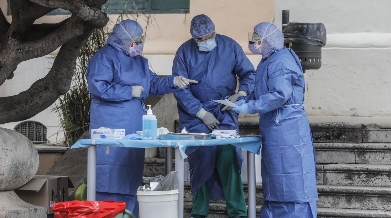 Pruebas de coronavirus en un hospital valenciano