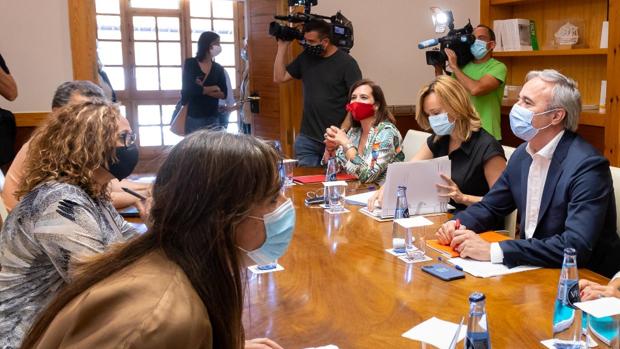 Zaragoza anuncia un despliegue policial para exigir el uso de mascarillas en terrazas y contra los botellones