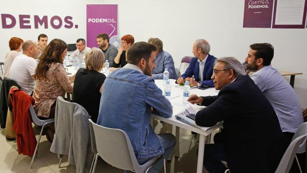 Compromís y Podemos apuntan a finales de julio para la comisión del Botánico ante un poco convencido PSPV