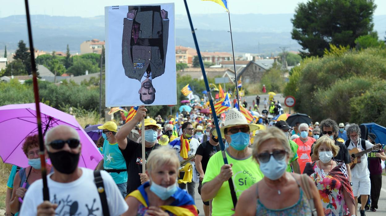 Protesta independentista en las inmediaciones de Poblet