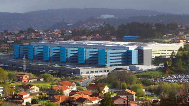 Treinta confinados en Vigo por un rebrote de Covid y contagiado el portero de un pub en La Coruña