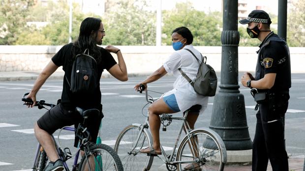 El rebrote de coronavirus por el ocio nocturno en Gandía se agrava y ya suma 158 contagios