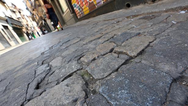 Los comerciantes del Casco discrepan por las obras en la calle Comercio