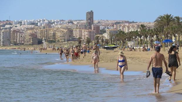 Dos ancianos mueren ahogados en la misma playa de Santa Pola con apenas 48 horas de diferencia