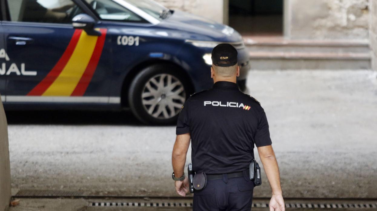 El Gobierno convoca 2.491 nuevas plazas para la Policía Nacional y 2.154 para la Guardia Civil