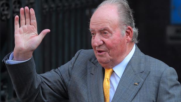 La prensa mundial califica de exilio la marcha de España del Rey Don Juan Carlos