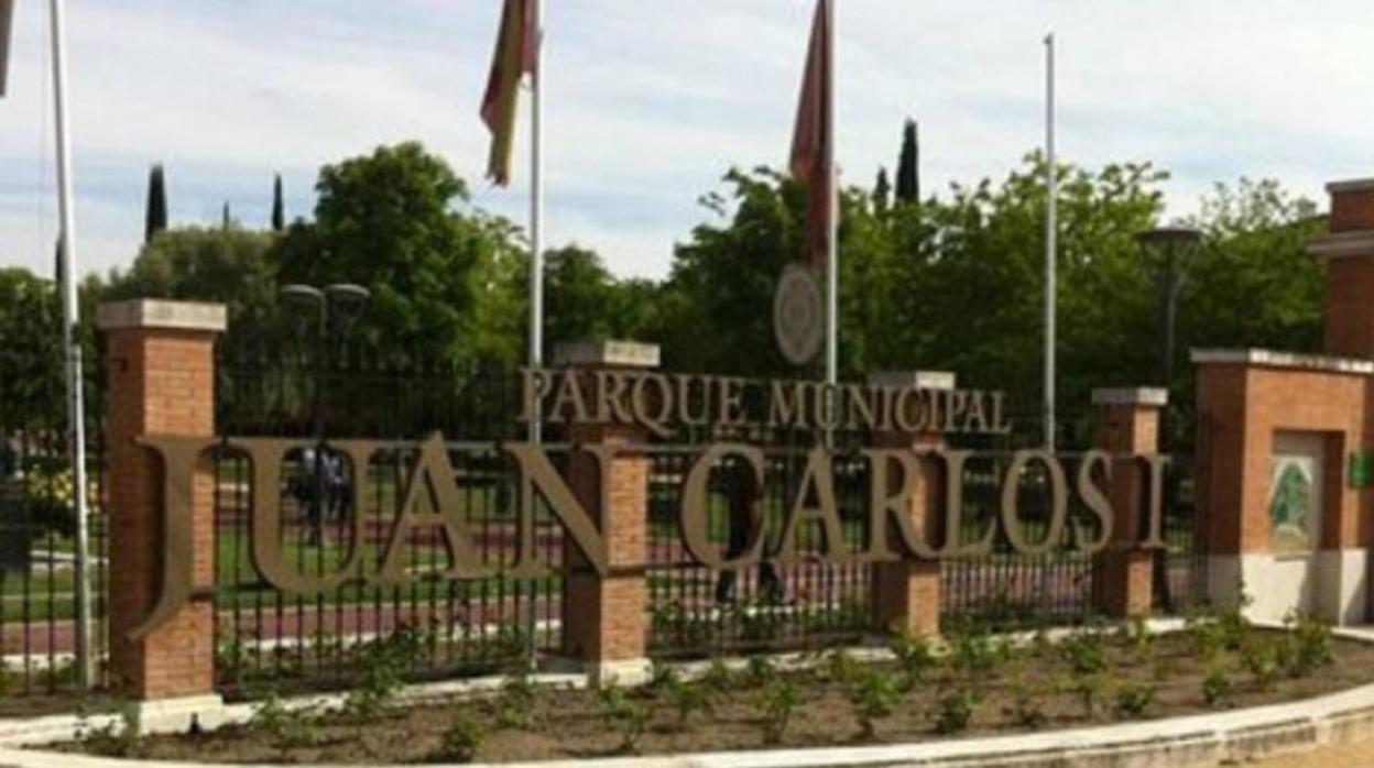 Imagen de la entrada del parque de la localidad de Pinto