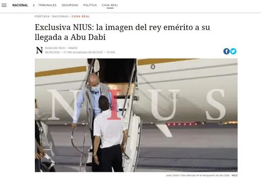 Una fotografía de Don Juan Carlos llegando a Abu Dabi ratifica la exclusiva de ABC