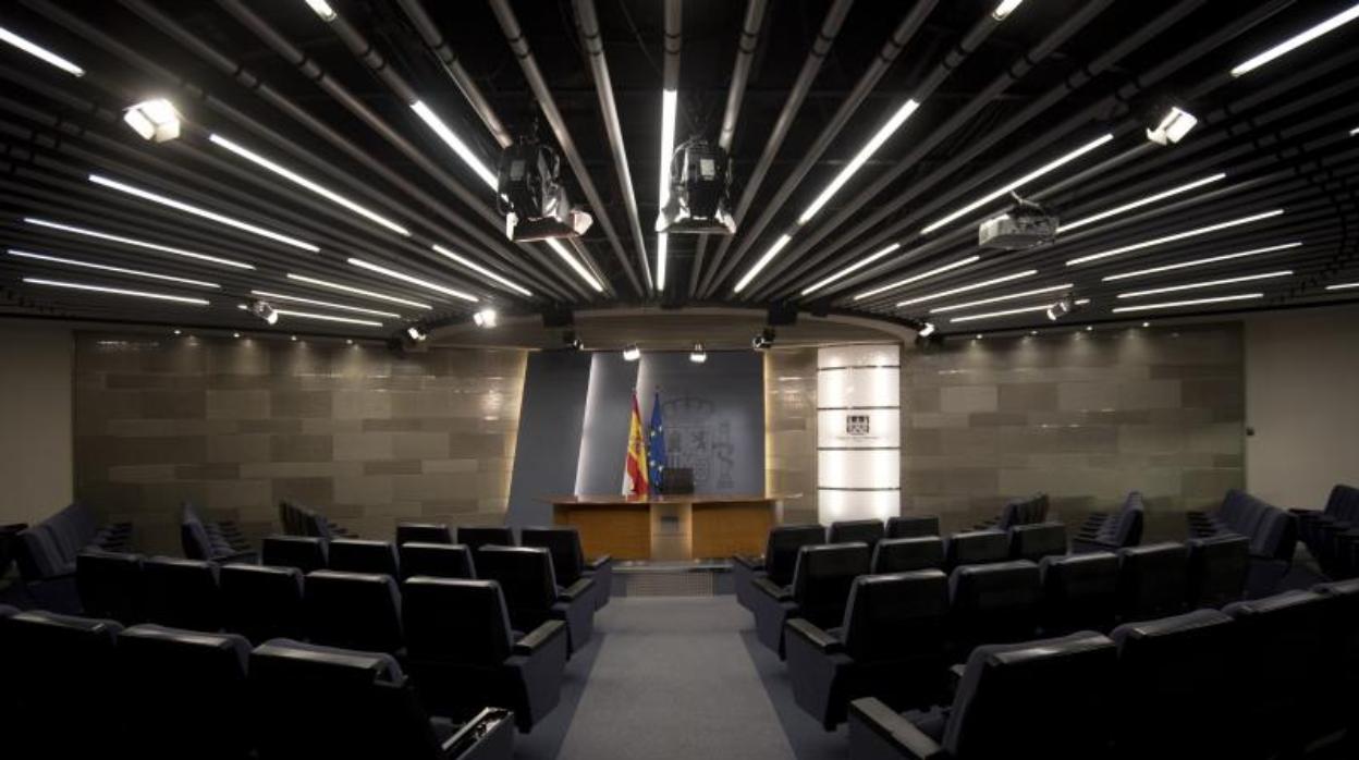 La sala en la que se realizan las ruedas de prensa posteriores al Consejo de Ministros, vacía