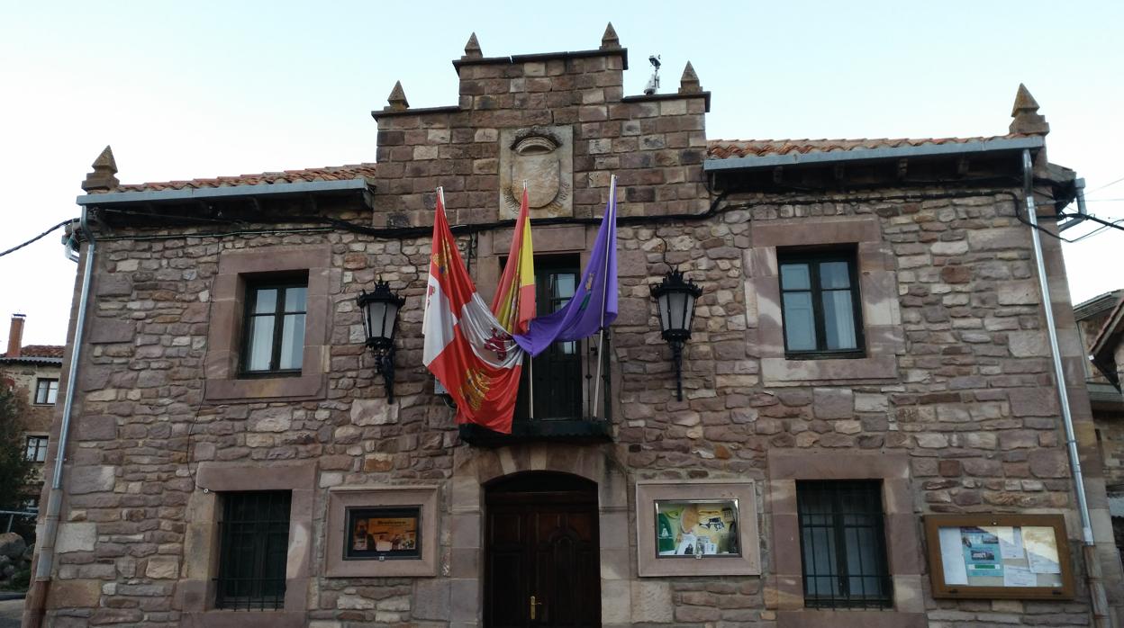 El Ayuntamiento de Brañosera, datado en el 824, es el más antiguo de España