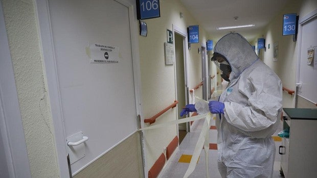 Los contagios de coronavirus se duplican en Madrid con 654 positivos en un día