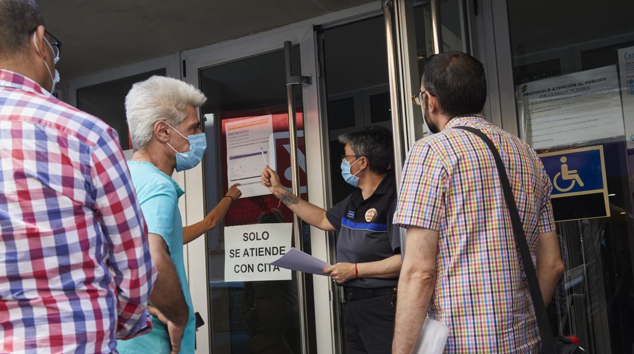 Atención con cita previa en una oficina pública