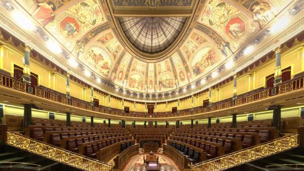 Las vacaciones del Congreso aplazan la ley urgente de nueva normalidad