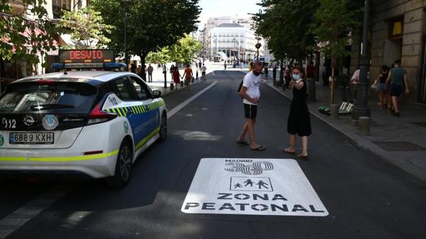 Críticas a la peatonalización de Sol por modificar el recorrido de la línea 3 de la EMT