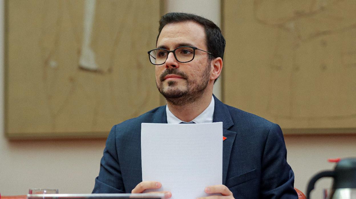 El ministro de Consumo, Alberto Garzón, durante su comparecencia ante la Comisión de Sanidad y Consumo del Congreso