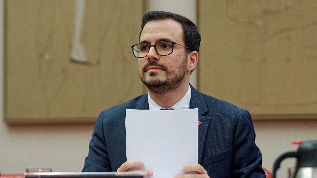 El ministro Garzón carga contra la Corona: «Juan Carlos I ha robado a mansalva porque la institución lo permitía»