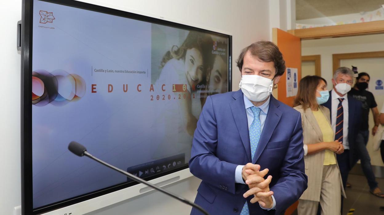 Alfonso Fernández Mañueco, durante la presentación de las medidas frente al Covid en las aulas