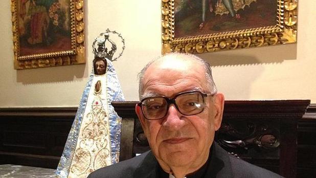 Fallece el sacerdote José Bonet, que donó sangre al Papa Francisco por una operación de pulmón