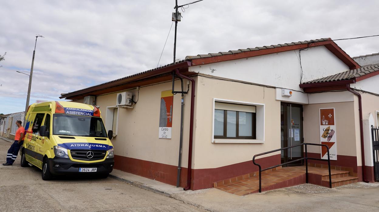 Centro de salud de Mayorga, donde se ha detectado uno de los últimos brotes de la Comunidad