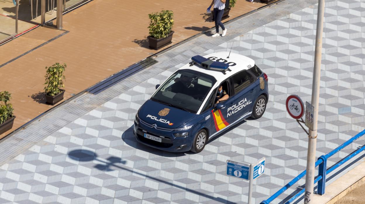 Imagen de archivo de un coche de la Policía Nacional