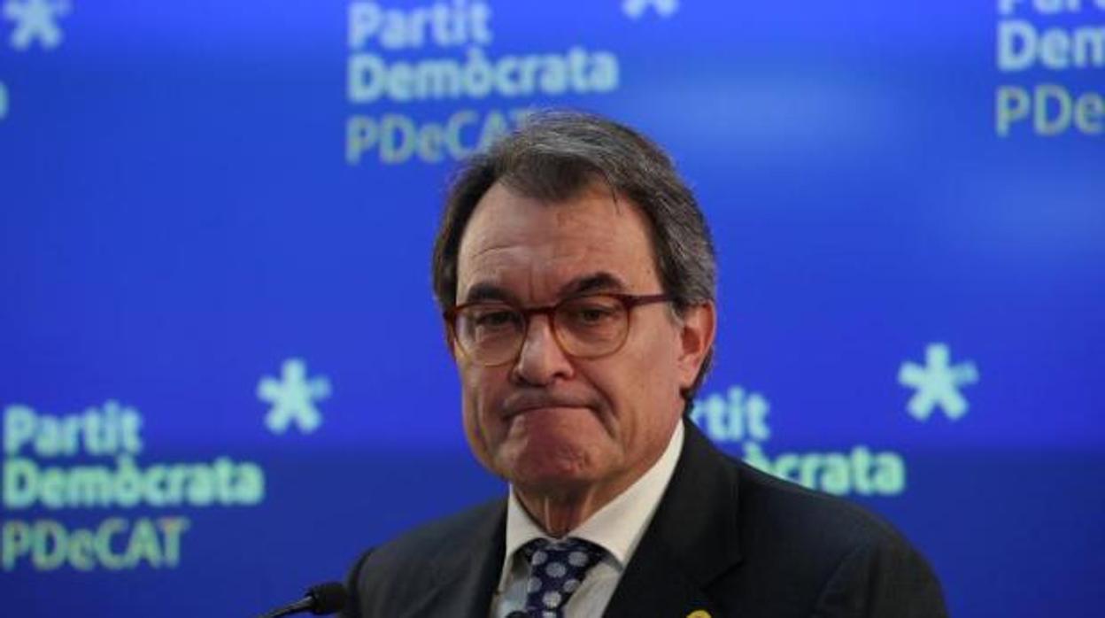 Artur Mas se desmarca de Puigdemont y se mantiene en el PDECat