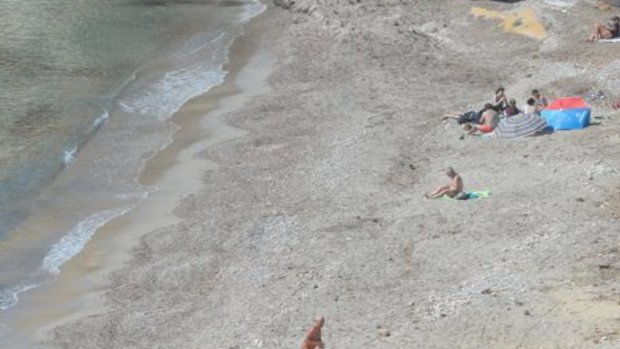 Violan a una mujer en una playa de Mazarrón (Murcia) a plena luz del día