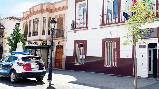 La Policía Municipal de Tomelloso disuelve una fiesta con más de 20 personas