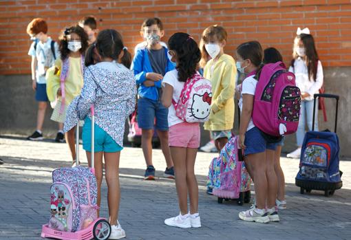 Los niños no han podido abrazar a sus compañeros tras el verano