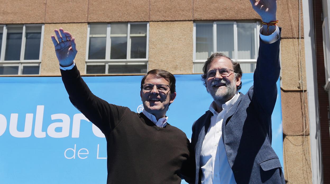 Alfonso Fernández Mañueco y Mariano Rajoy, en un acto celebrado en 2019