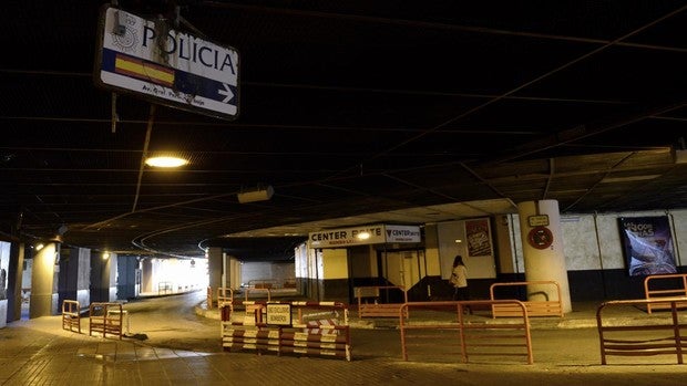 Desalojada una sauna que actuaba como discoteca con 73 personas en Tetuán