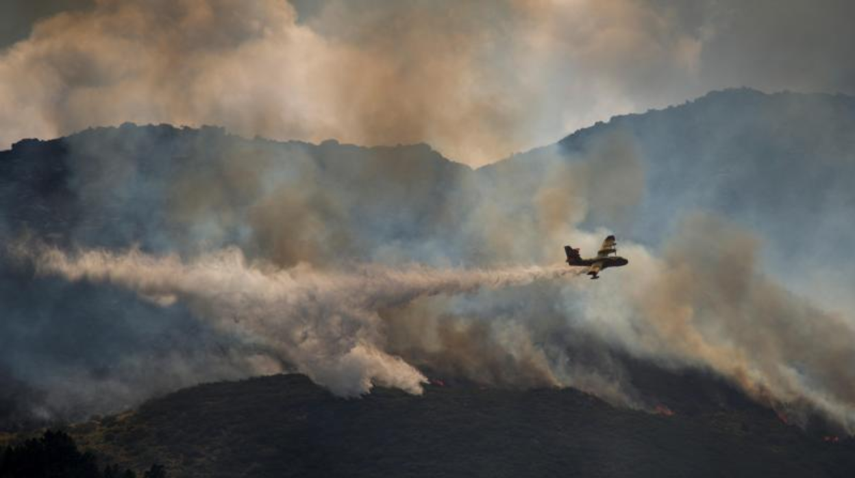 Labores de extinción en Lobios (Orense)