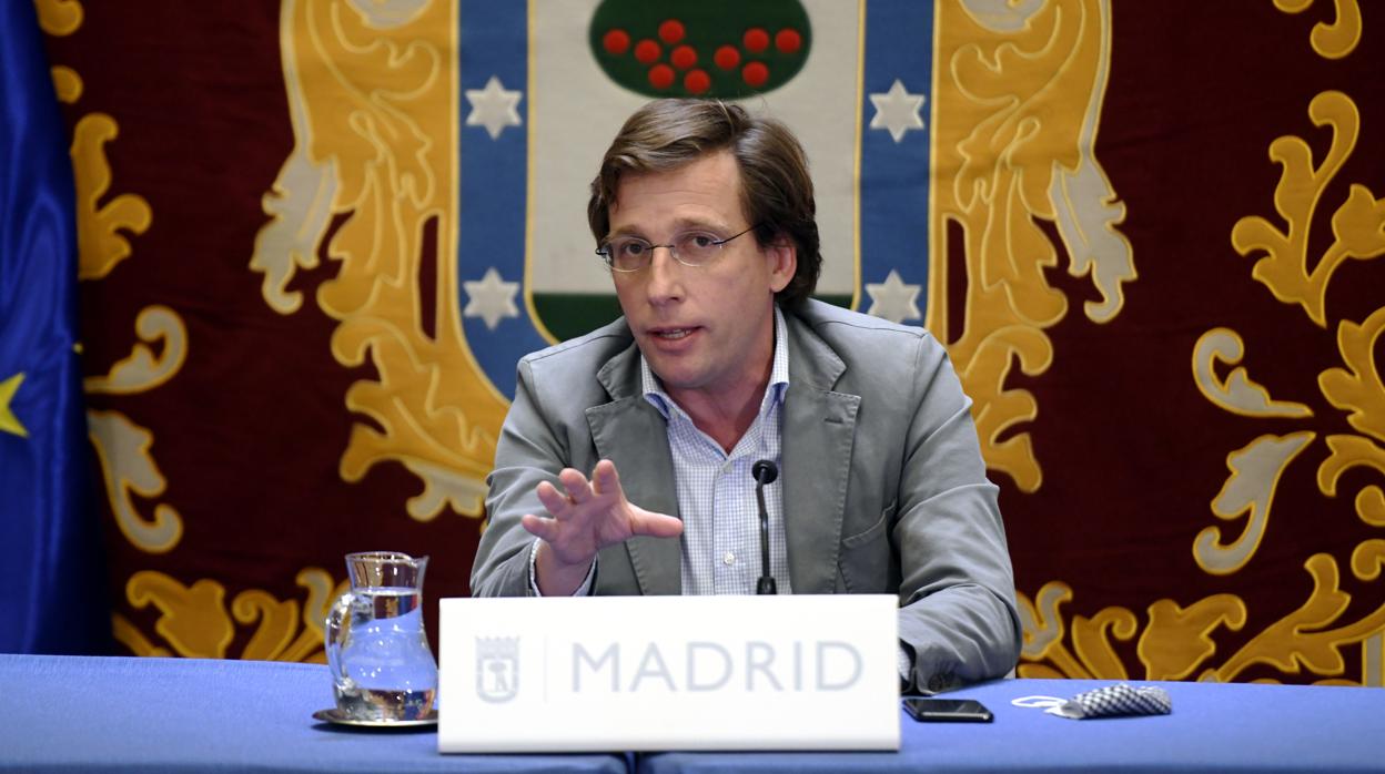 Almeida explica las restricciones en Madrid, en directo