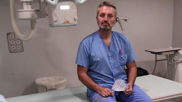 José Luis, sordo desde hace 31 años: «Si antes era difícil sin mascarillas, ahora ni te cuento»