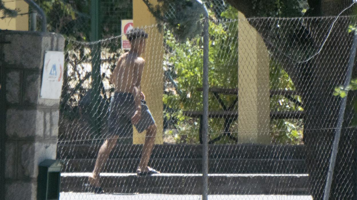 Un menor, en el centro de emergencia de la Casa de Campo