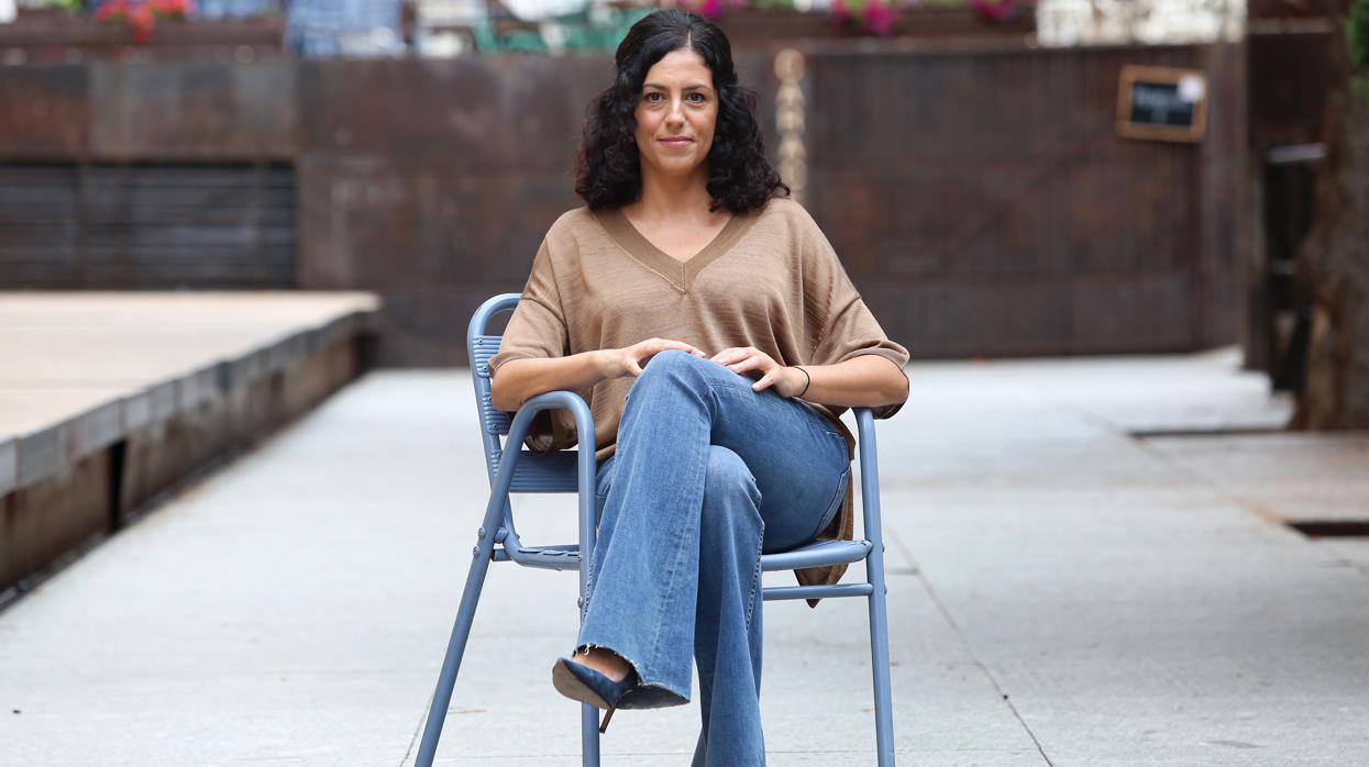 Noelia de la Cruz, fotografiada junto al centro cultural San Marcos