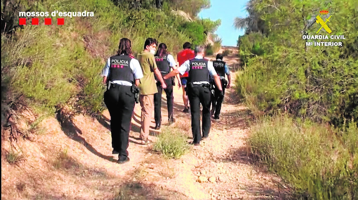 Detenidos dos neonazis en Lérida por exhortar a una «lucha racial»