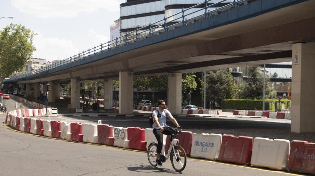 El puente de Joaquín Costa que se derribará para reconvertirlo en un bulevar