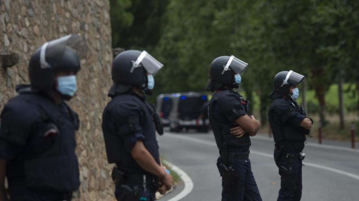 Antidisturbios, hace unas semanas en una concentración independentista contra el Rey en Tarragona