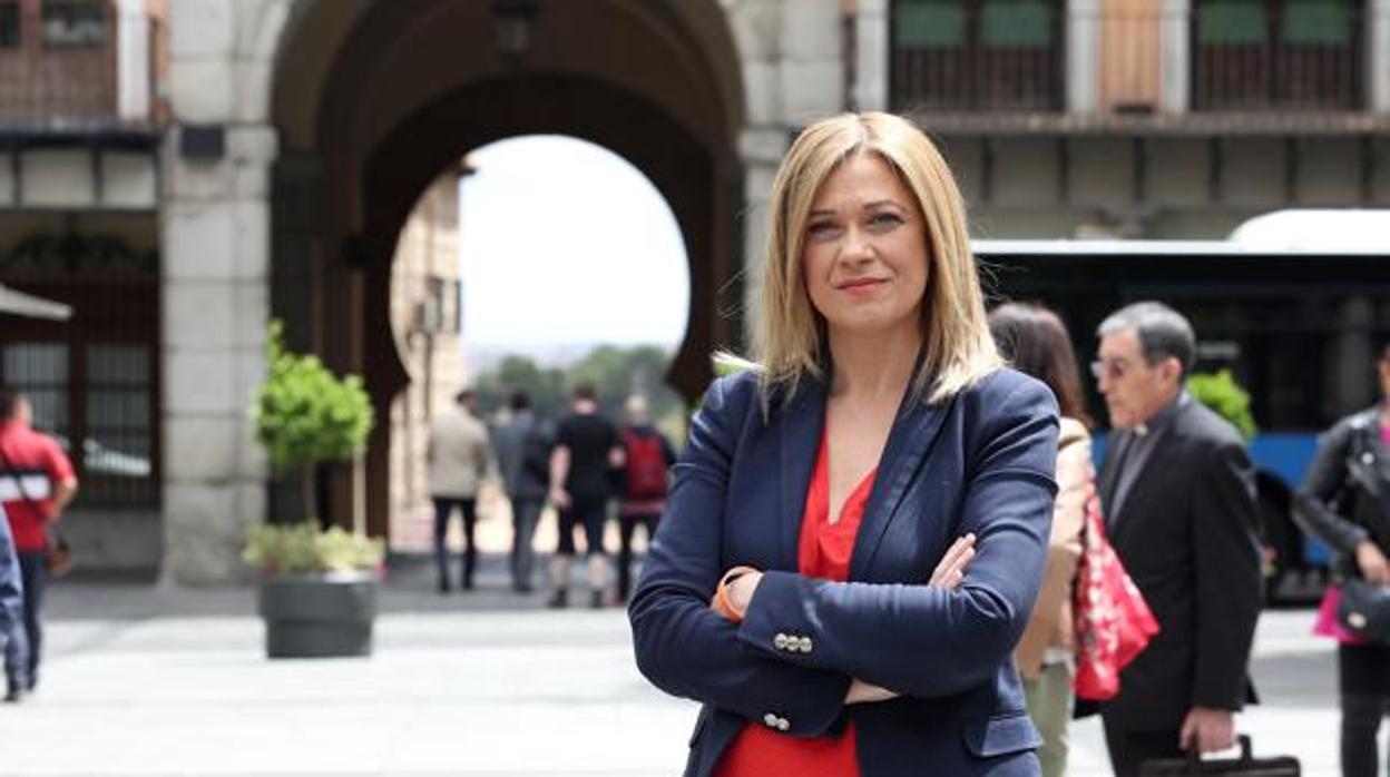 Carmen Picazo, en una imagen de archivo, posa en la plaza de Zocodover