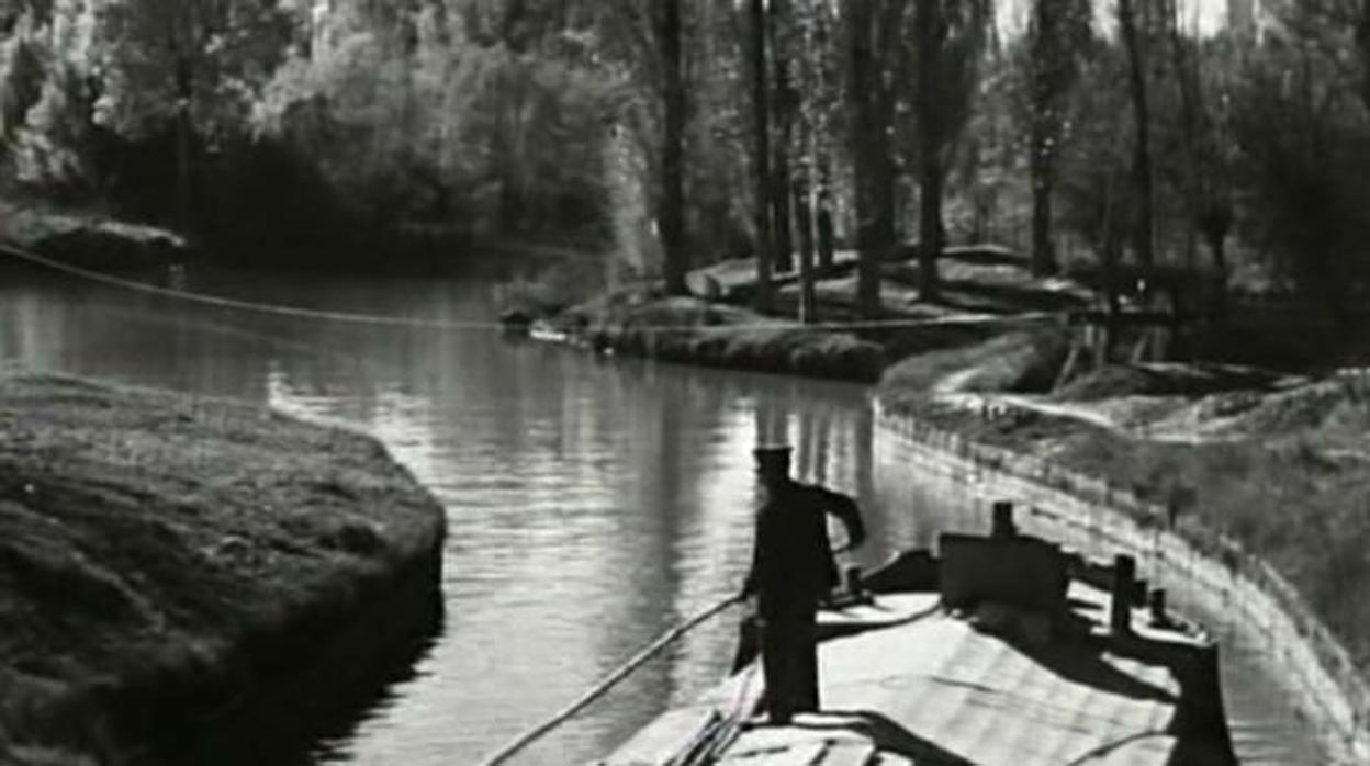 Fotograma de la película «El Canal de Castilla», de 1931