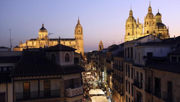 El Ayuntamiento de Salamanca reduce el gasto en energía eléctrica en 212.000 euros al año